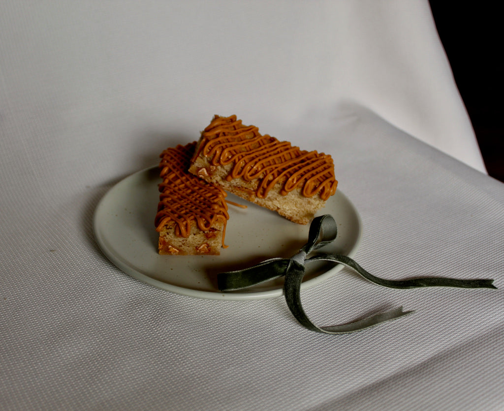 Butterscotch Blondie Box