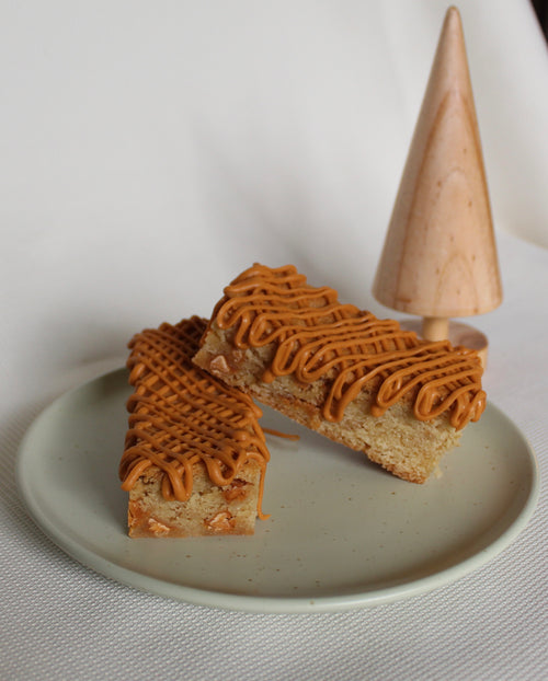 Butterscotch Blondie Box